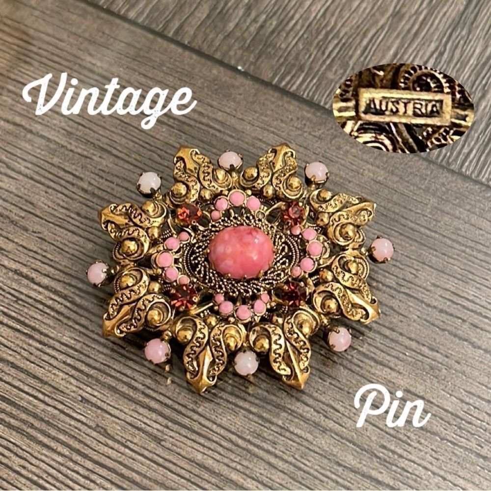 Vintage AUSTRIA Gold-tone Pin with Pink Glass Stones Art Glass Pink Cabochon